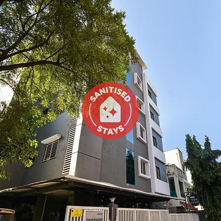Oyo Townhouse 498 Hotel Western Nágpur Kültér fotó